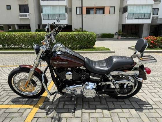 HARLEY-DAVIDSON DYNA SUPER GLIDE CUSTOM HARLEY-DAVIDSON DYNA SUPER GLIDE CUSTOM
